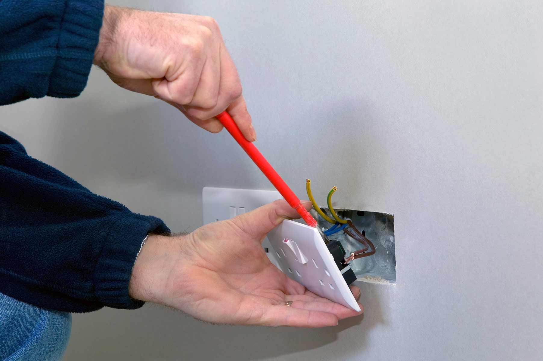 Our electricians can install plug sockets for domestic and commercial proeprties in Lancaster and the local area. 